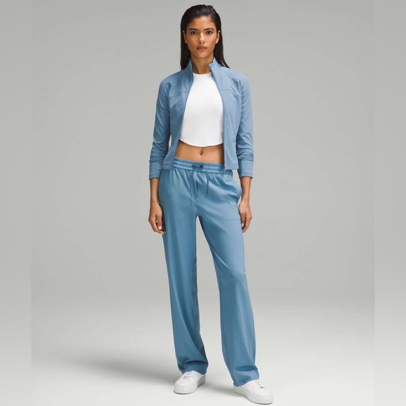 lululemon athletica Pants - Lululemon Utility Blue Straight-Leg Mid-Rise Pant Full Length *Luxtreme Size L